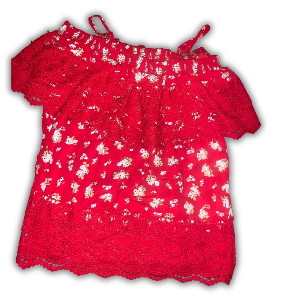 Red size XXL women’s red crop lace front top